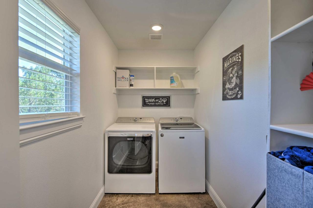 Granbury Home With Hot Tub And Furnished Patio! Exteriör bild