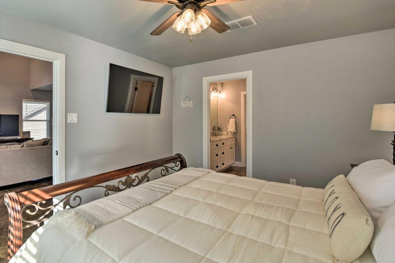 Granbury Home With Hot Tub And Furnished Patio! Exteriör bild